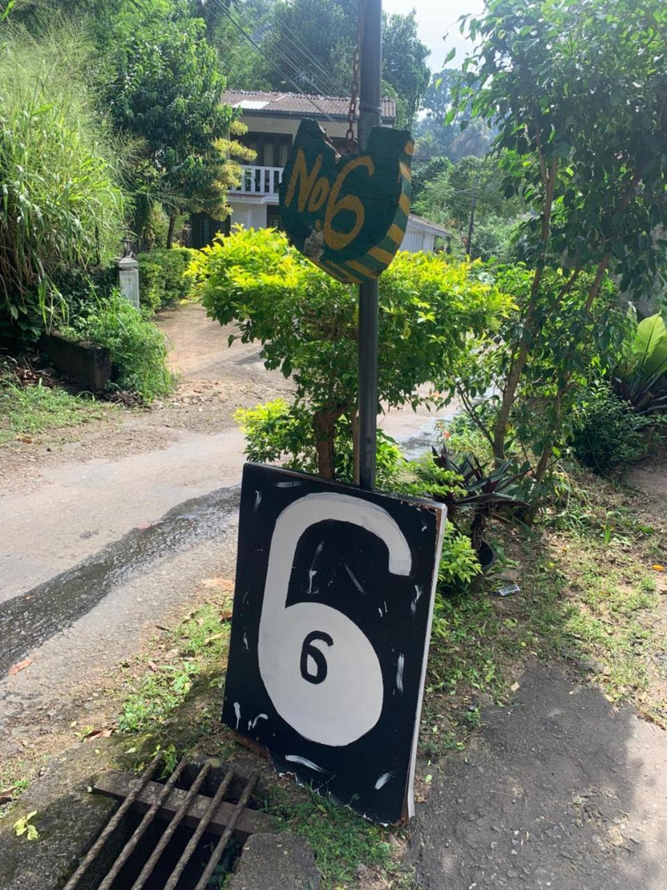 No 06 Veediya Bandara Lane Bahirawakanda Kandy Exterior foto